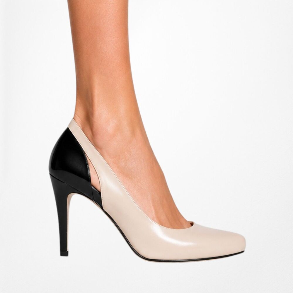 Vintage Aldo Nude Black Patent Faux Leather Pointy Toe Stiletto Heel Pump Size 6